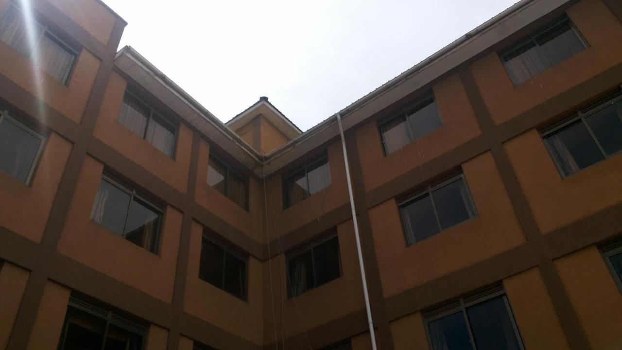Palema Crown Hotel Gulu Exterior foto